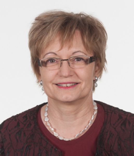 Ruth Stocker - Auto Stocker - Auto Rheinfelden - Auto kaufen - Occasion Auto kaufen - Autoankauf - KIA - Toyota - Autoservice - Autowerkstätten - Autoreparatur - Karosserie - Auto Lackieren - Ersatz Auto - Auto umbauen